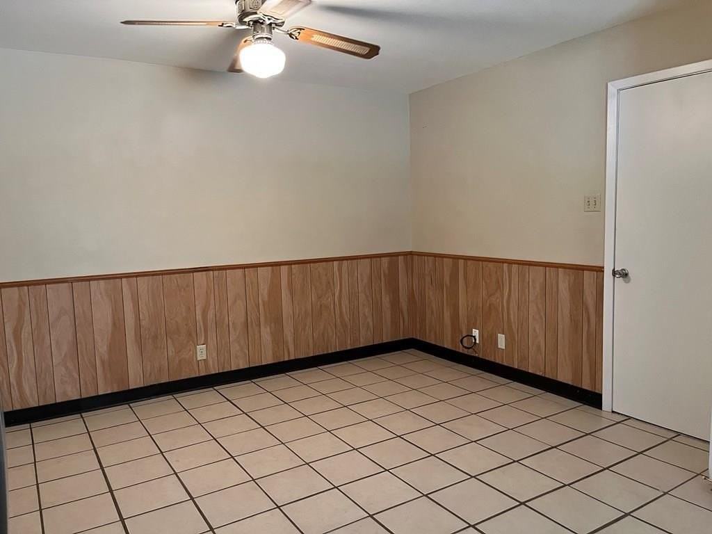 612 Bluebonnet Dr - Photo 4 of 14