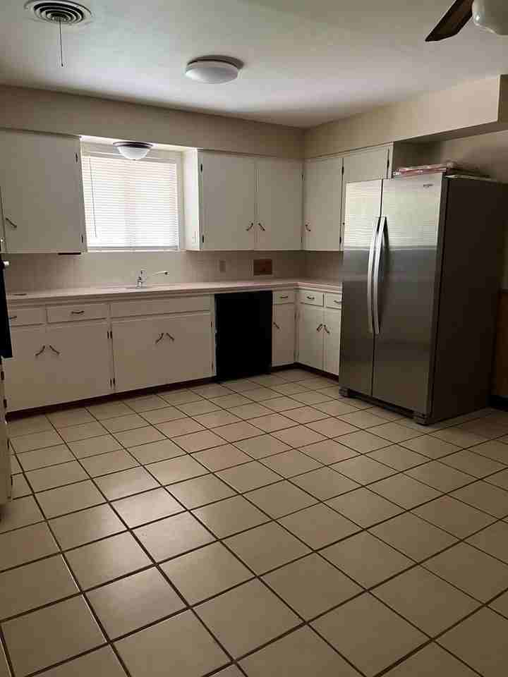 612 Bluebonnet Dr - Photo 6 of 14