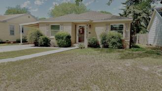 2606 26th St - Photo 1 of 1