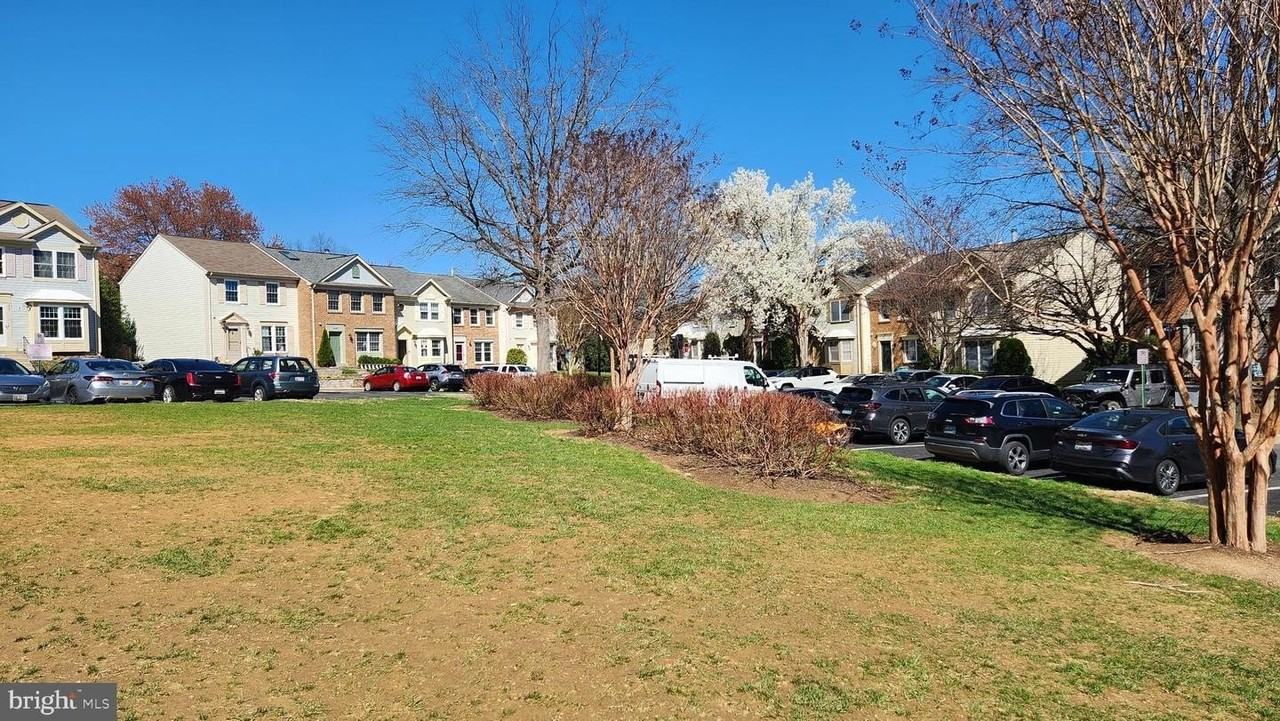 12509 Coral Grove Pl - Photo 2 of 22