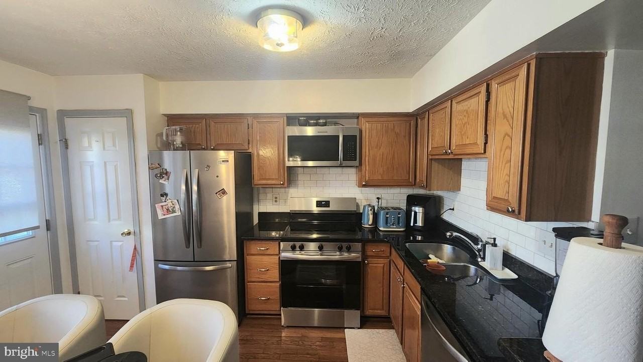 12509 Coral Grove Pl - Photo 4 of 22