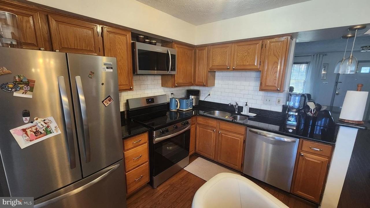 12509 Coral Grove Pl - Photo 5 of 22