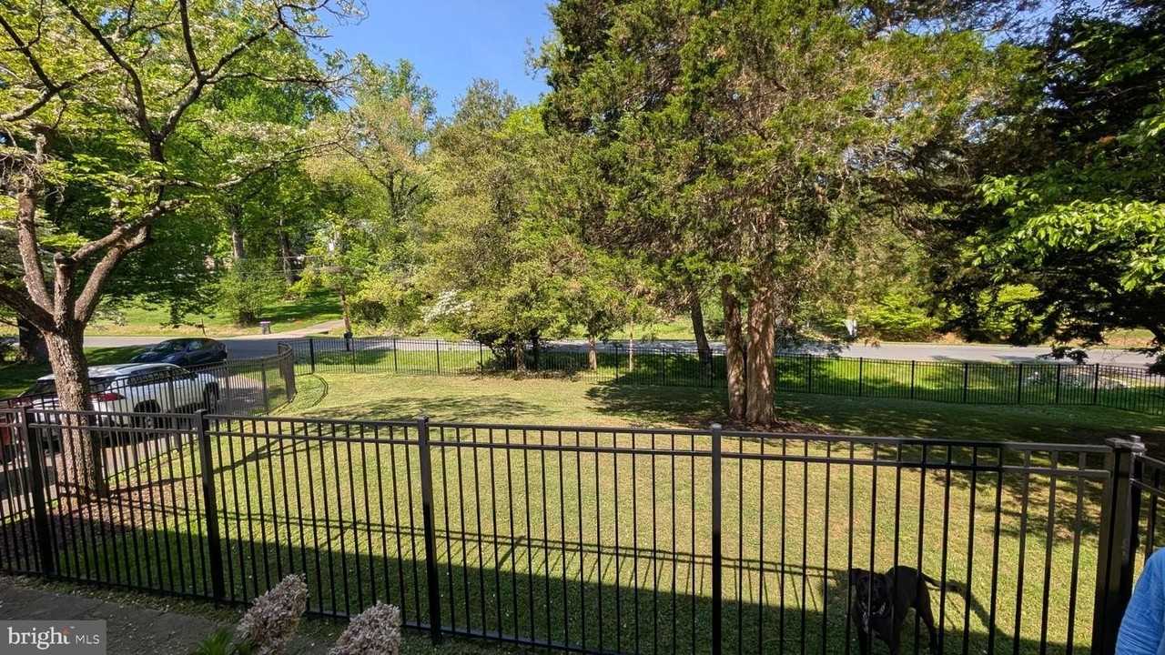 15715 Tierra Dr - Photo 7 of 40