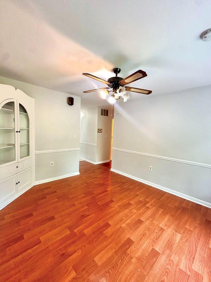 3535 Duke St - Photo 3 of 15