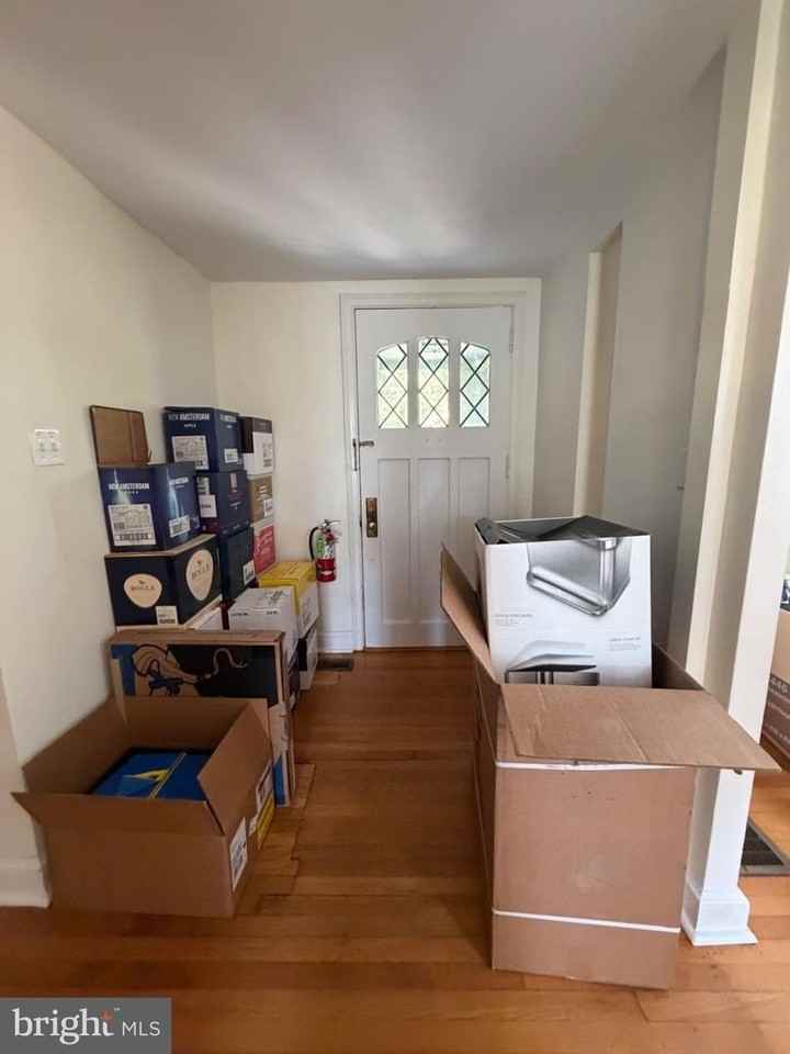 74 Black Rock Rd - Photo 4 of 21