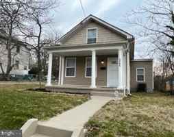 featured image of 1701 Carlisle Ave