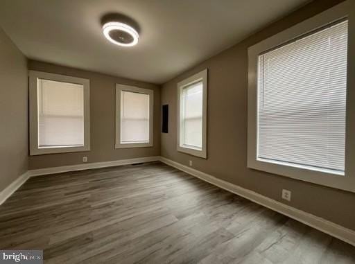 1701 Carlisle Ave - Photo 4 of 16