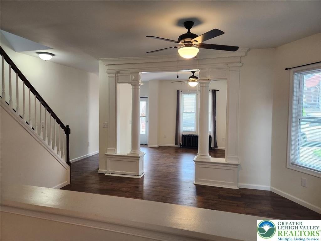28 Park St - Photo 3 of 13
