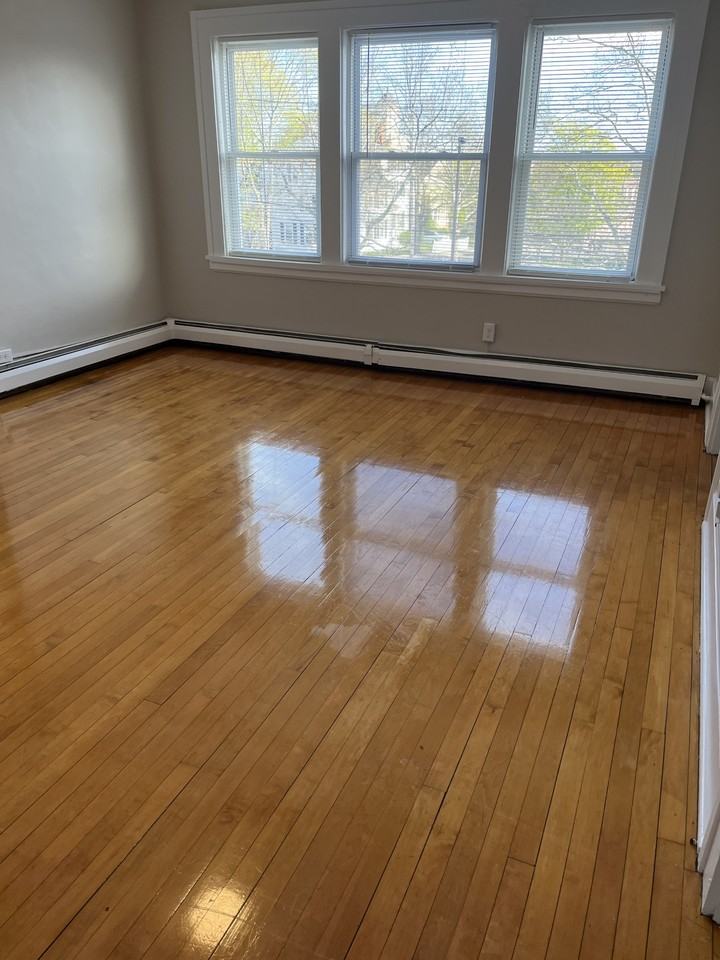 40 Newcomb St - Photo 2 of 6