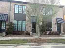 featured image of 4660 Broadwick St