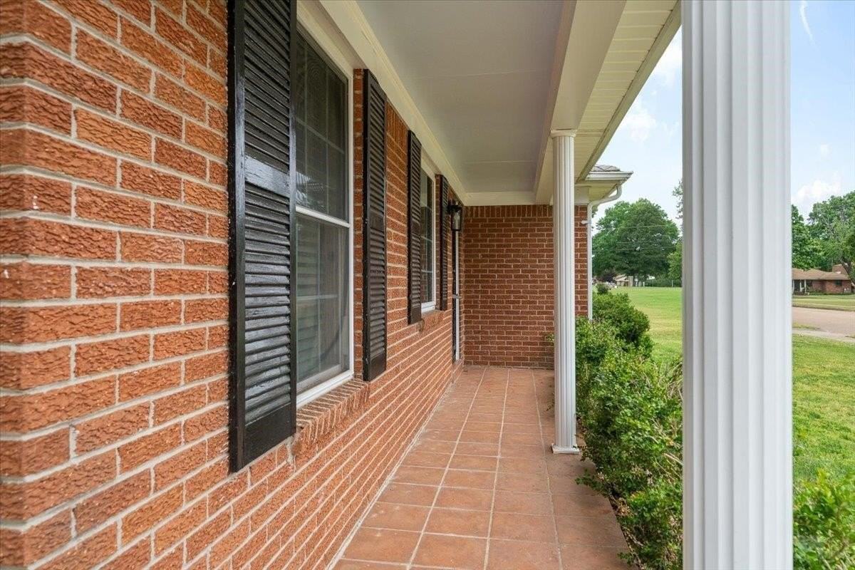 7283 Juana Dr - Photo 5 of 27