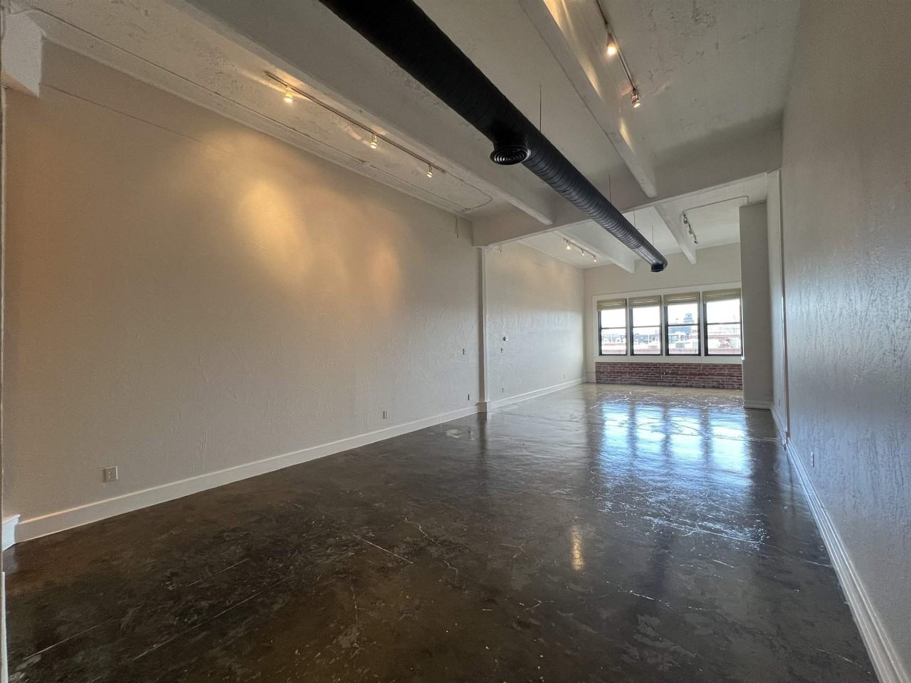 408 S Front St #508 - Photo 7 of 25