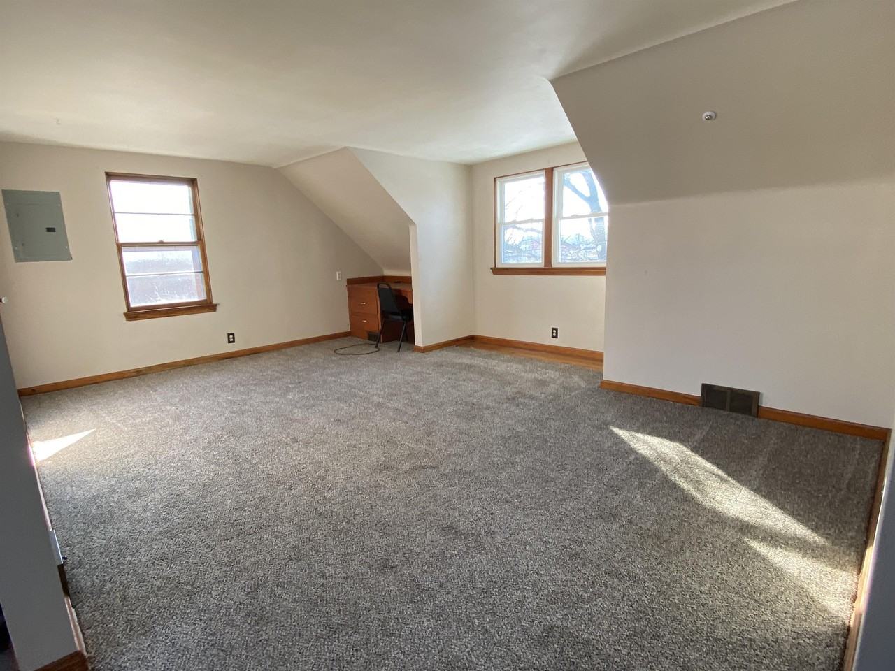 80 Romaine Ave #B - Photo 2 of 13