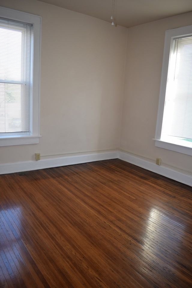 439 Miller Avenue - Photo 2 of 6