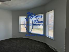 featured image of 945 E Garden St