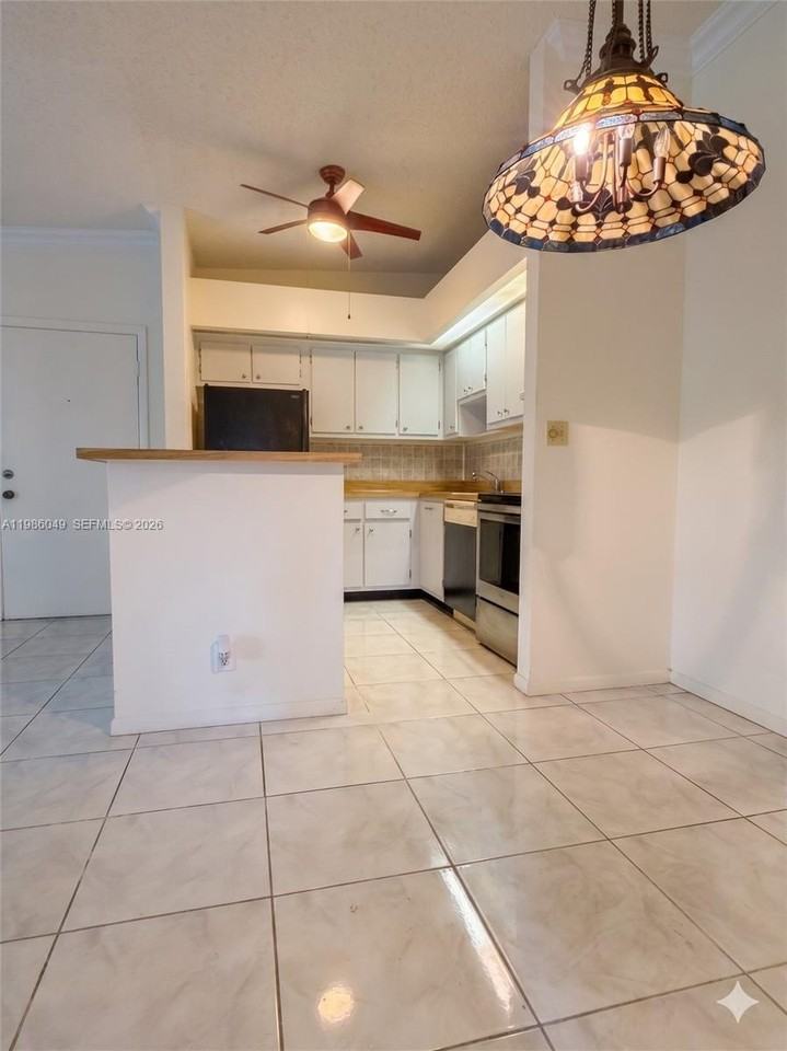15500 Lakes Of Delray Blvd #207 - Photo 4 of 27