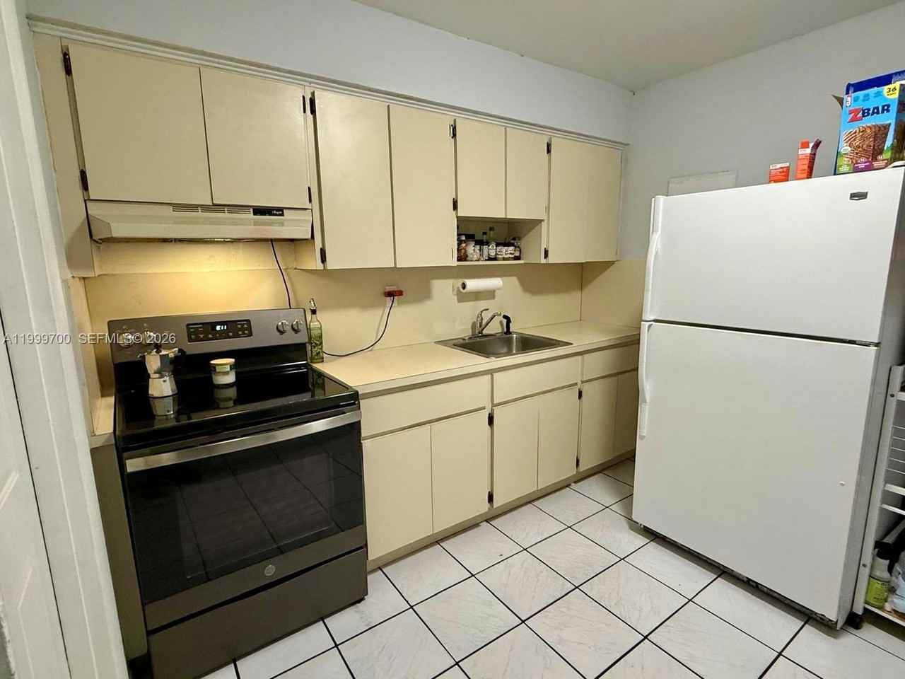 2732 Nw 16th Ter #2734 - Photo 6 of 16