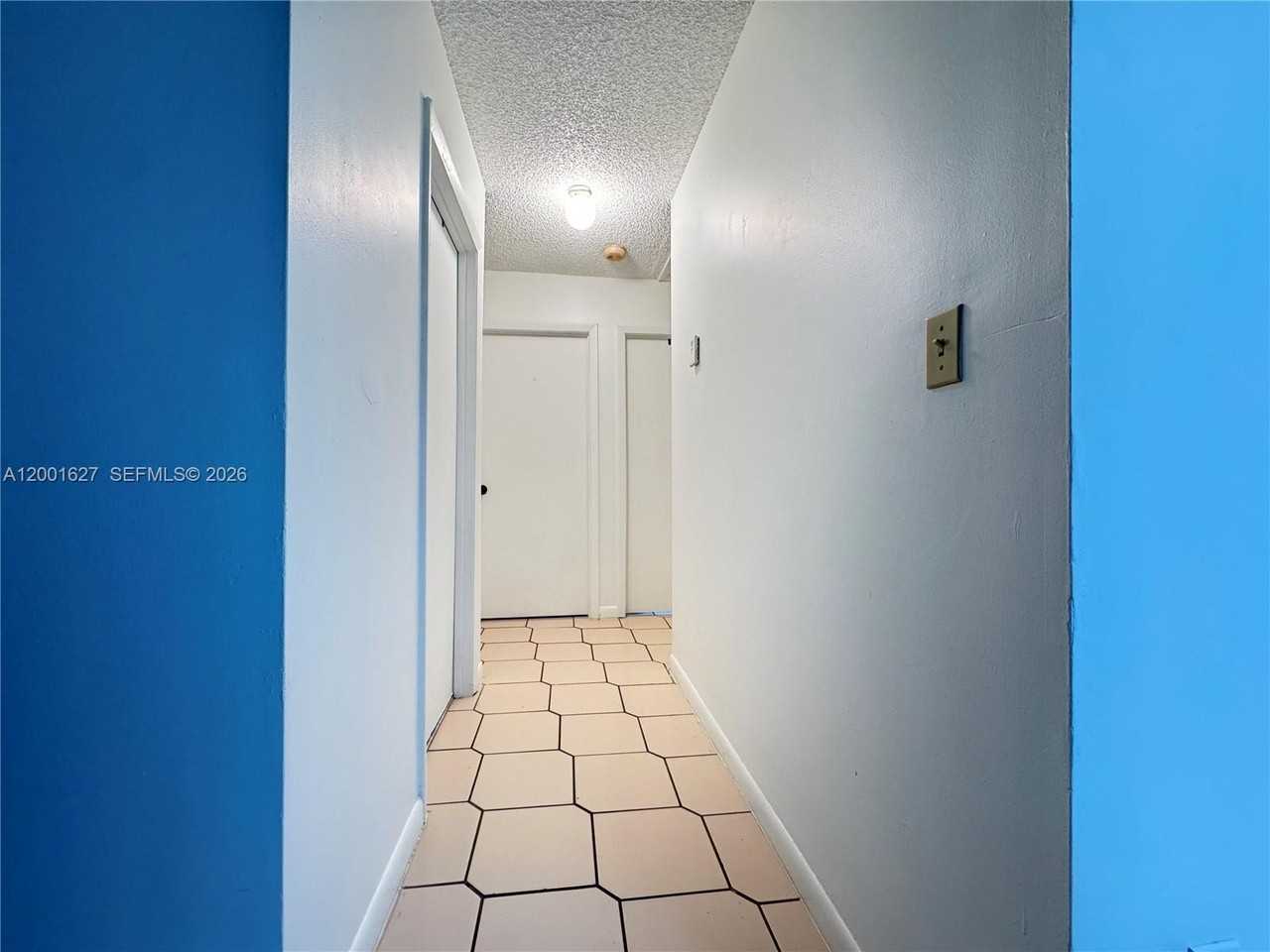 10765 Sw 4th St #8 - Photo 5 of 15