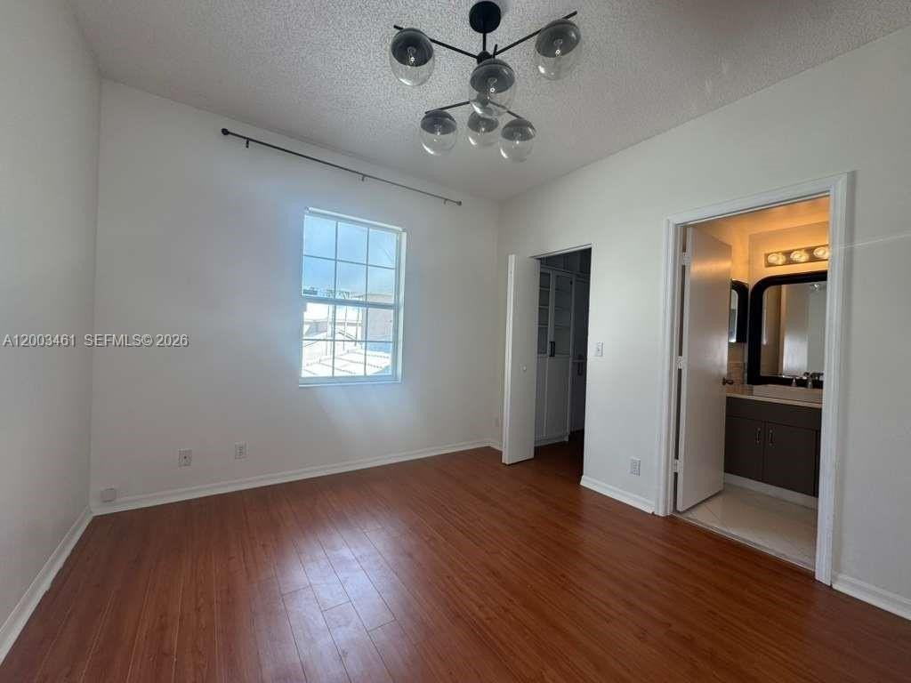 1943 Madeira Dr #1943 - Photo 4 of 8