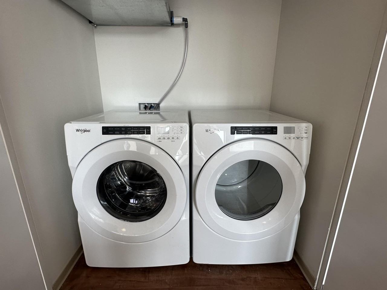 Tama Too Apartments - Photo 6 of 35