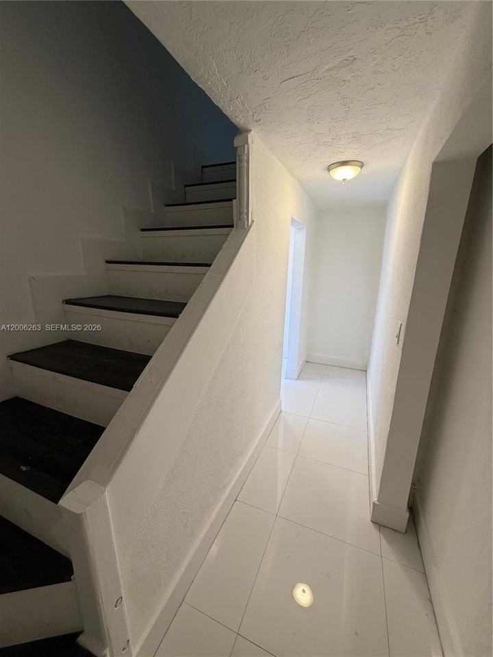 6716 Nw 6th Ave #2 - Photo 6 of 19