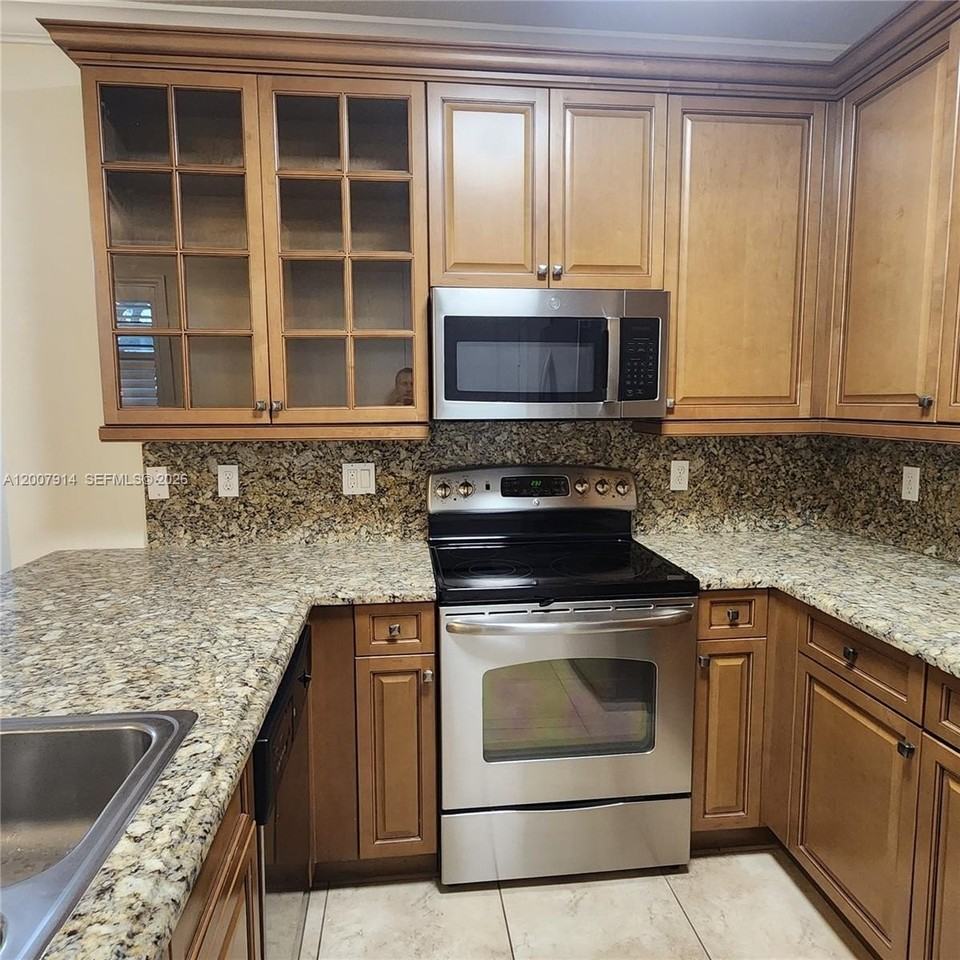 843 S Ocean Blvd #843 - Photo 6 of 45