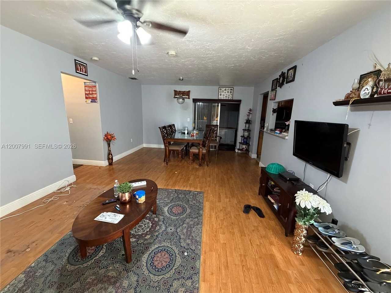 1160 Nw 77th Way #1160 - Photo 4 of 24