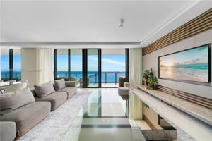 featured image of 3131 Ne 7th Ave