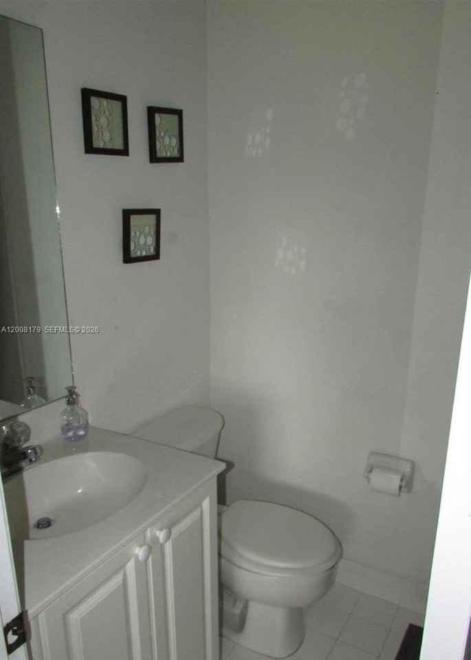 10763 Nw 83rd Ter #5-26 - Photo 6 of 16