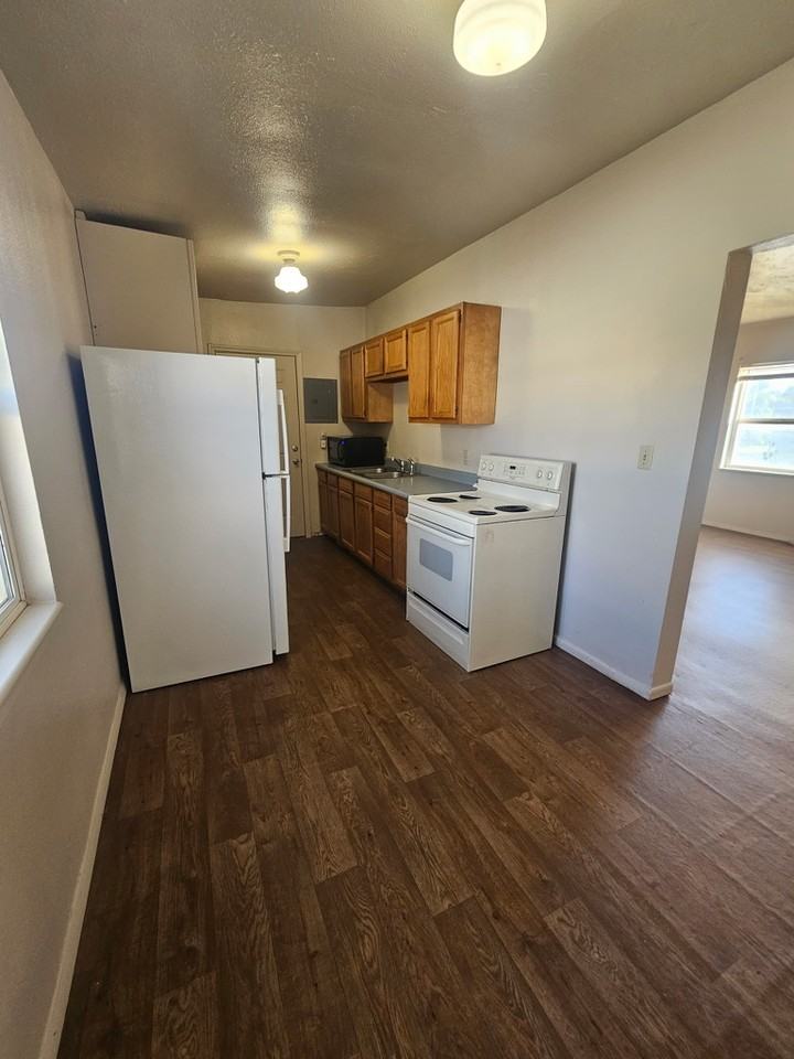 460 N 3rd W #1 - Photo 6 of 15