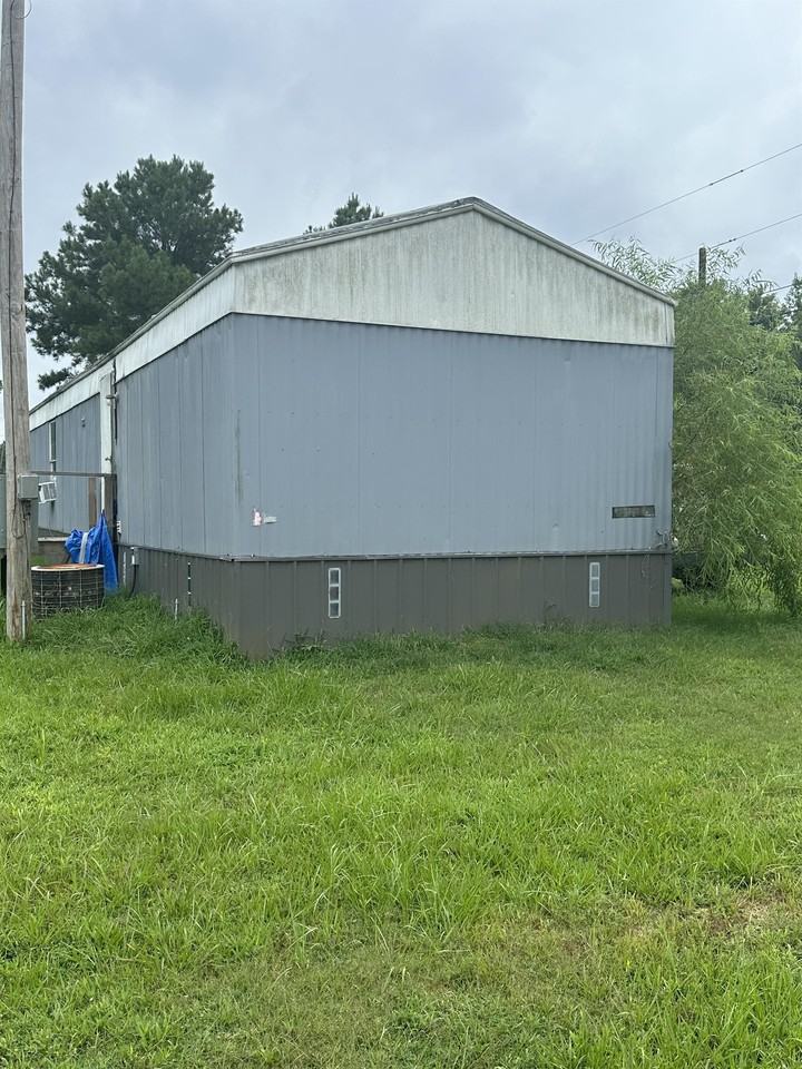 1381 Cane Creek Road South - Photo 2 of 20