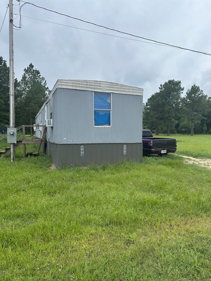 1381 Cane Creek Road South - Photo 6 of 20