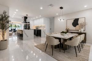 featured image of 4530 Sw 34th Dr