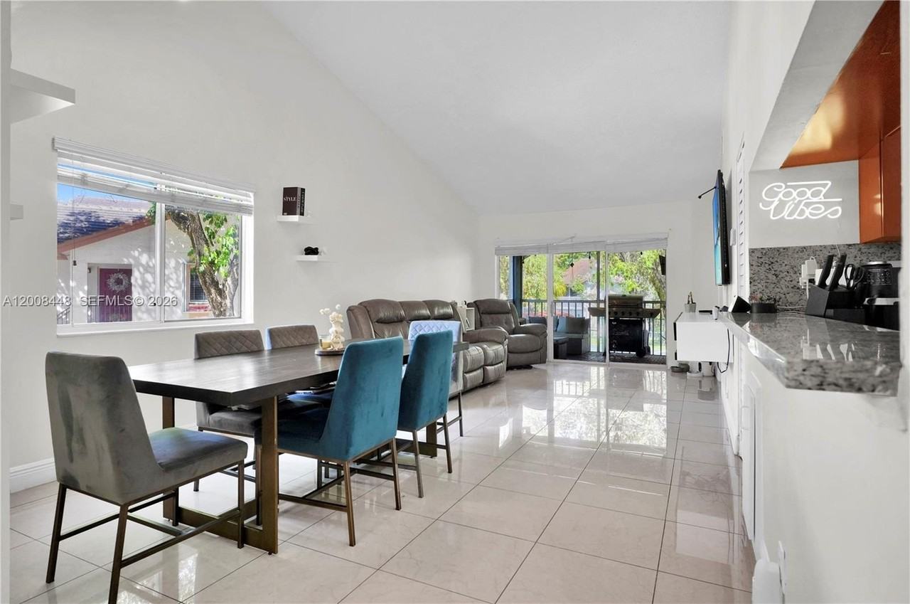 9503 Sw 140th Ct #9503 - Photo 4 of 33