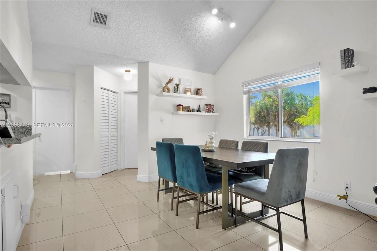 9503 Sw 140th Ct #9503 - Photo 5 of 33