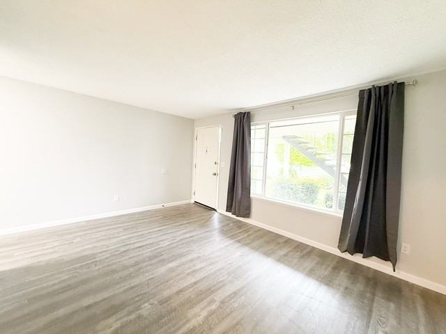 Crystal Grove Apartments - Photo 4 of 50