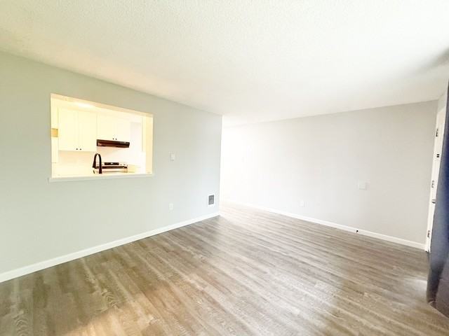 Crystal Grove Apartments - Photo 5 of 50