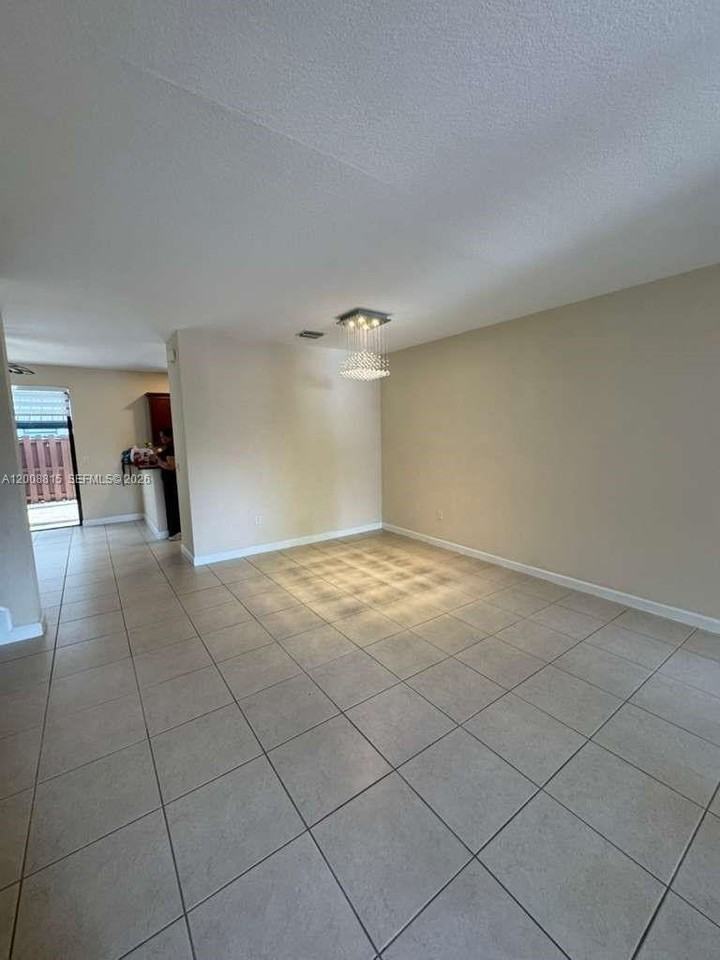 11668 Nw 88th Ln #11668 - Photo 2 of 27
