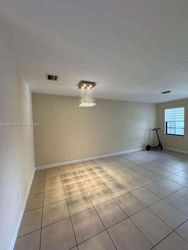 11668 Nw 88th Ln #11668 - Photo 3 of 27