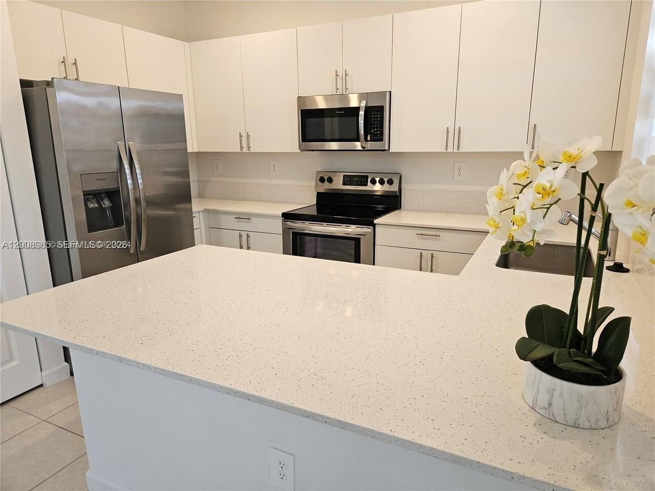 11816 Sw 247th Ter - Photo 3 of 24