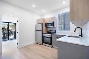 629 Sw 10th Ave #6 - Photo 1 of 1