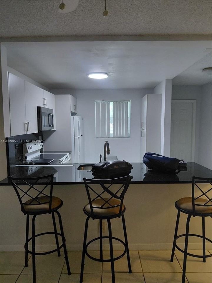 1700 Nw 58th Ter #1C