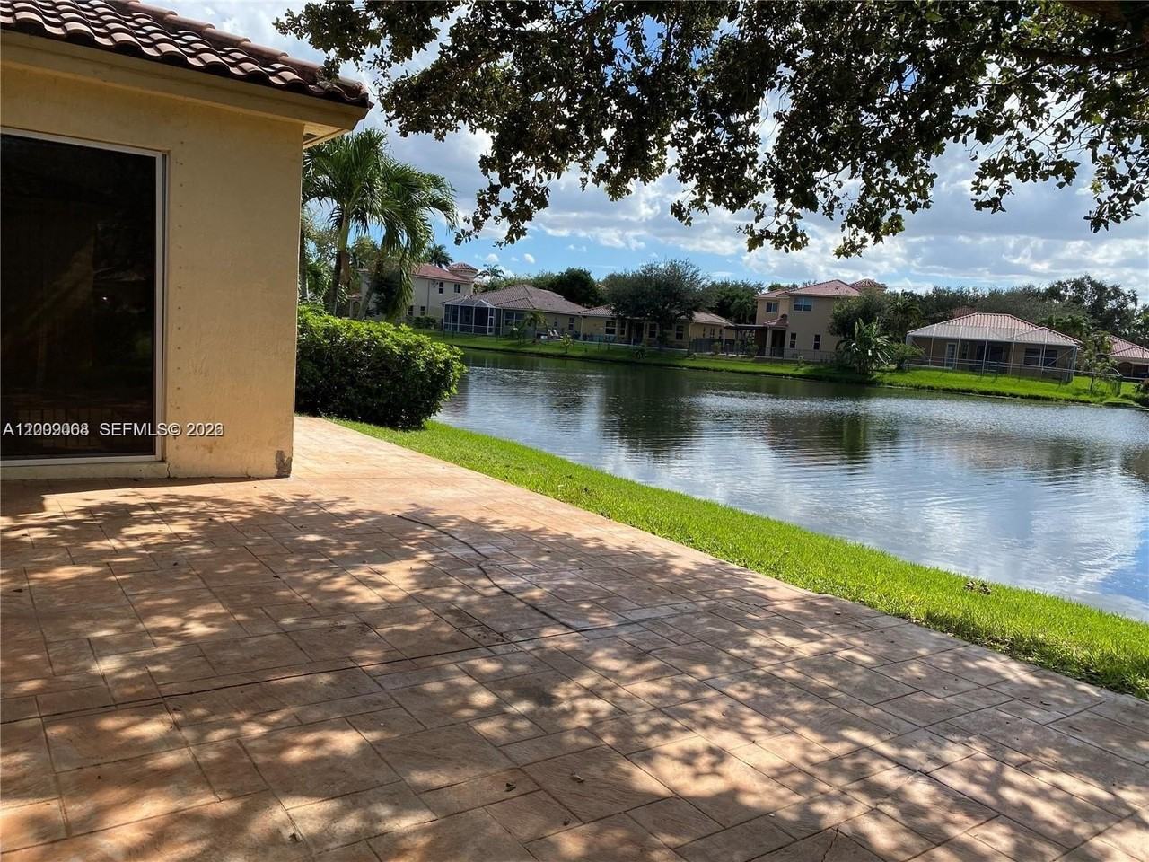 12860 Sw 51st St - Photo 6 of 29