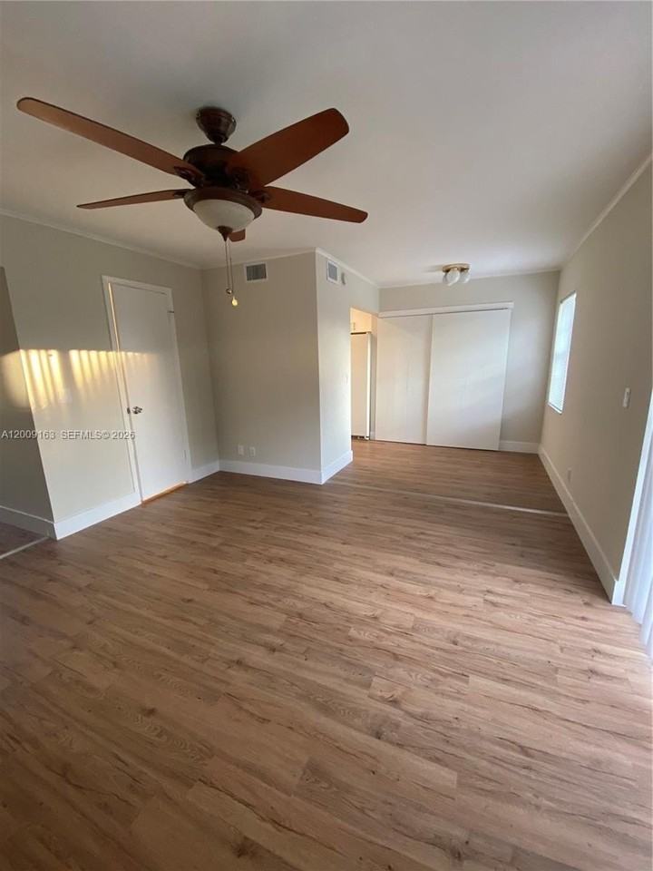1835 Sw 81st Ave #3-13 - Photo 2 of 29