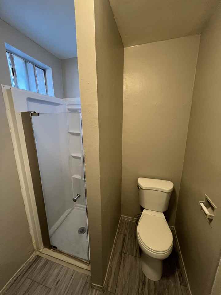 2814 Saturn Avenue - Photo 3 of 10