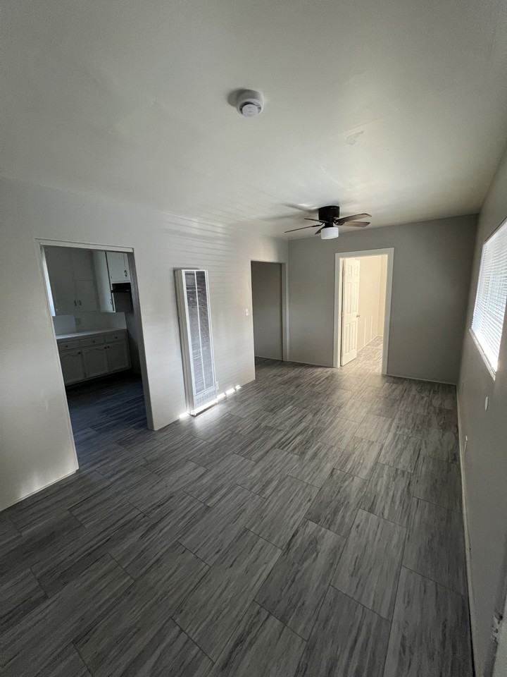 2814 Saturn Avenue - Photo 6 of 10