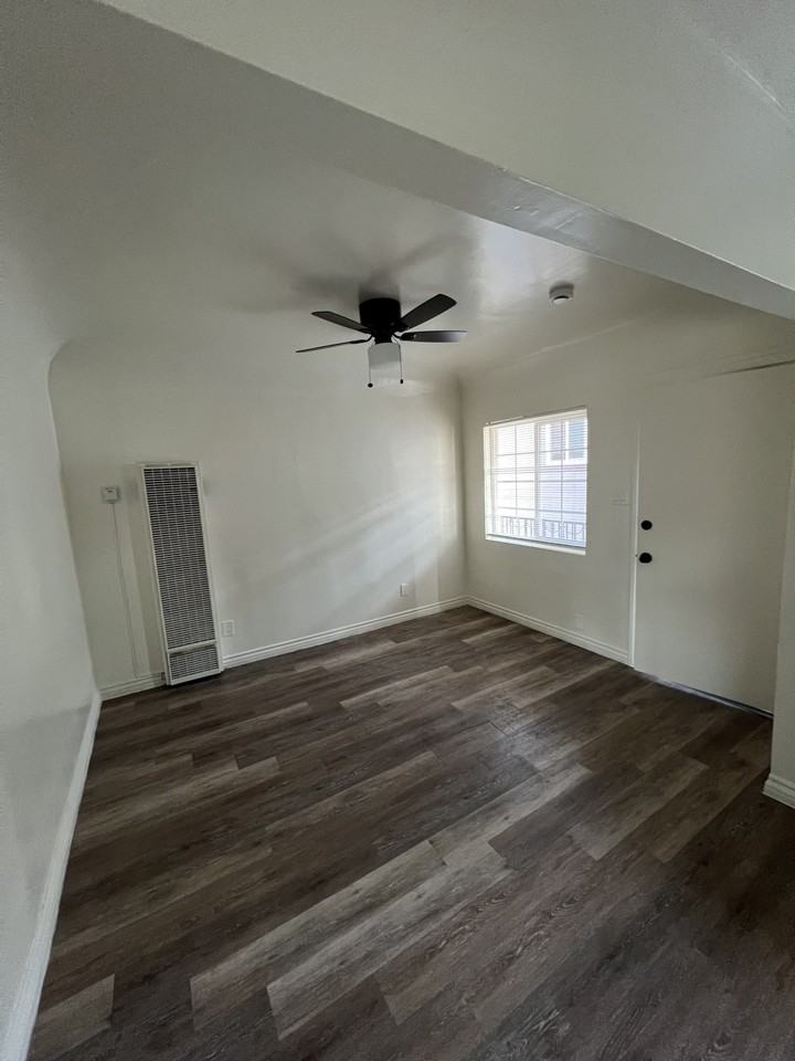 2755 East 58th Street - Photo 2 of 10