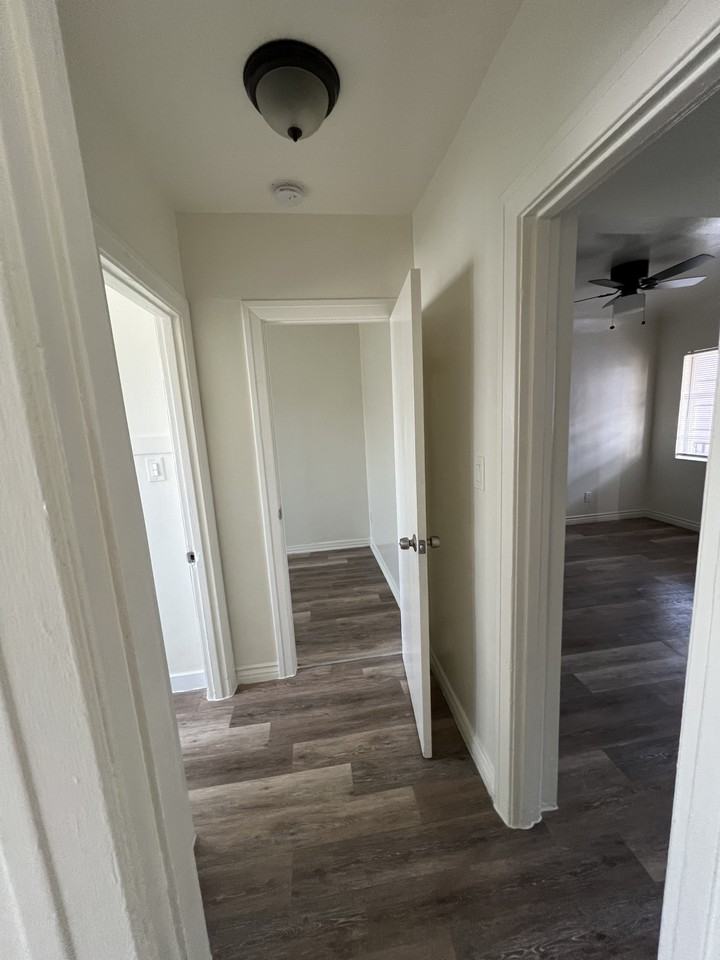 2755 East 58th Street - Photo 7 of 10