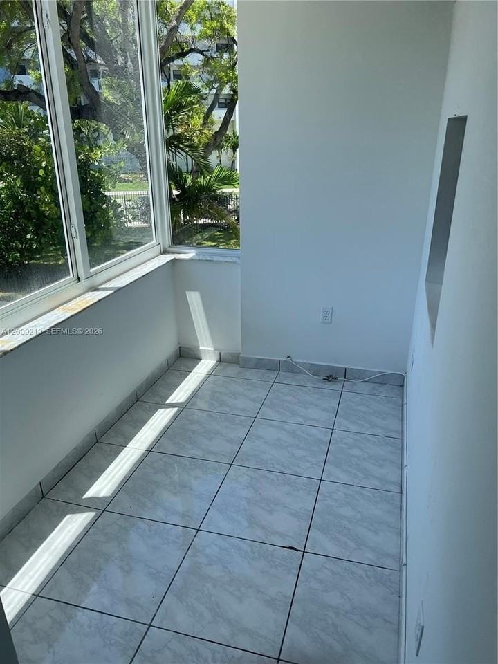 250 180th Dr #254 - Photo 6 of 17