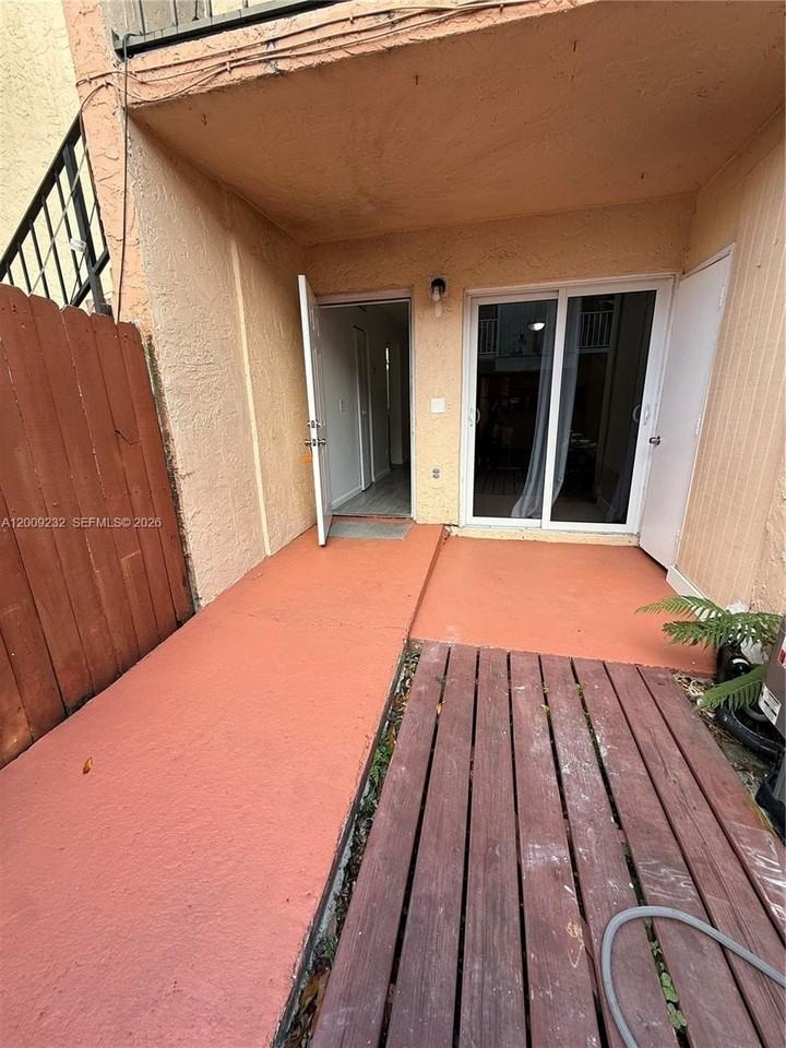 15687 Sw 85th Ter #233 - Photo 2 of 16